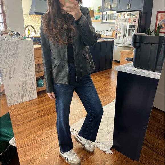 Vintage leather black jacket barely used medium - Picture 10 of 13